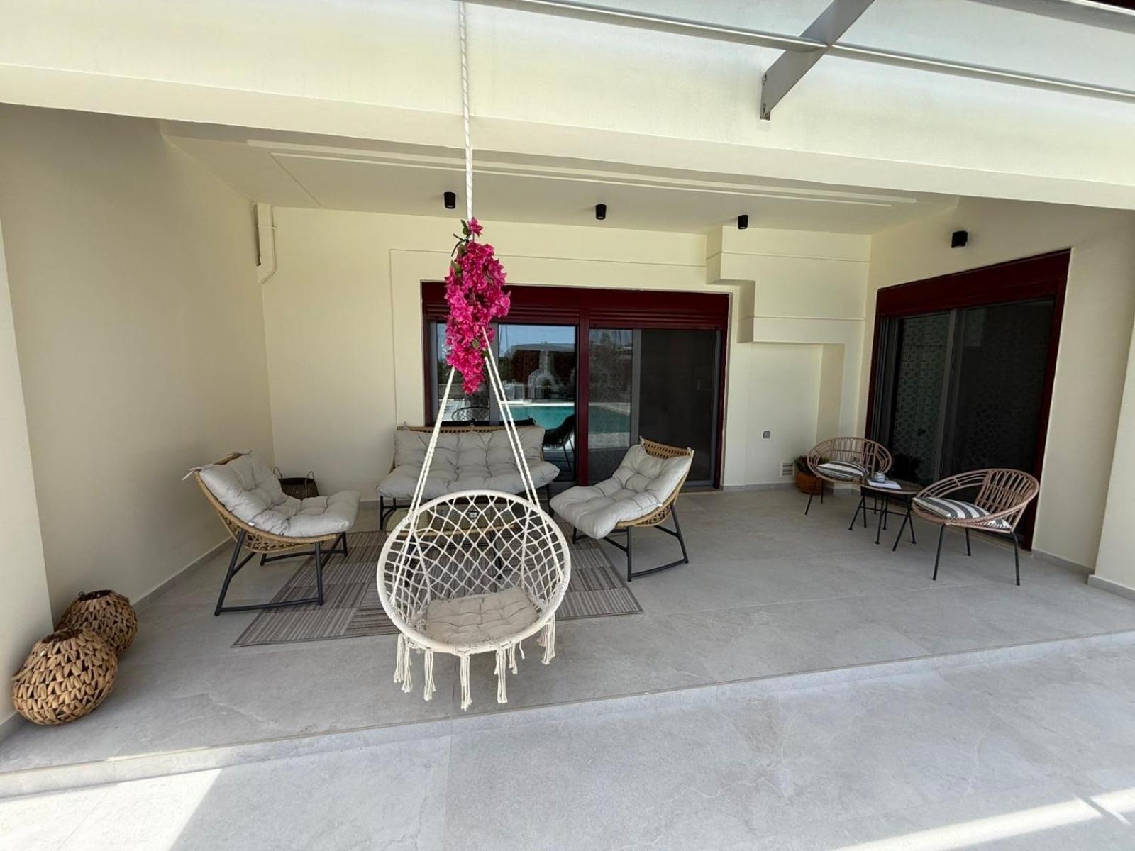 Chrysa Villa *