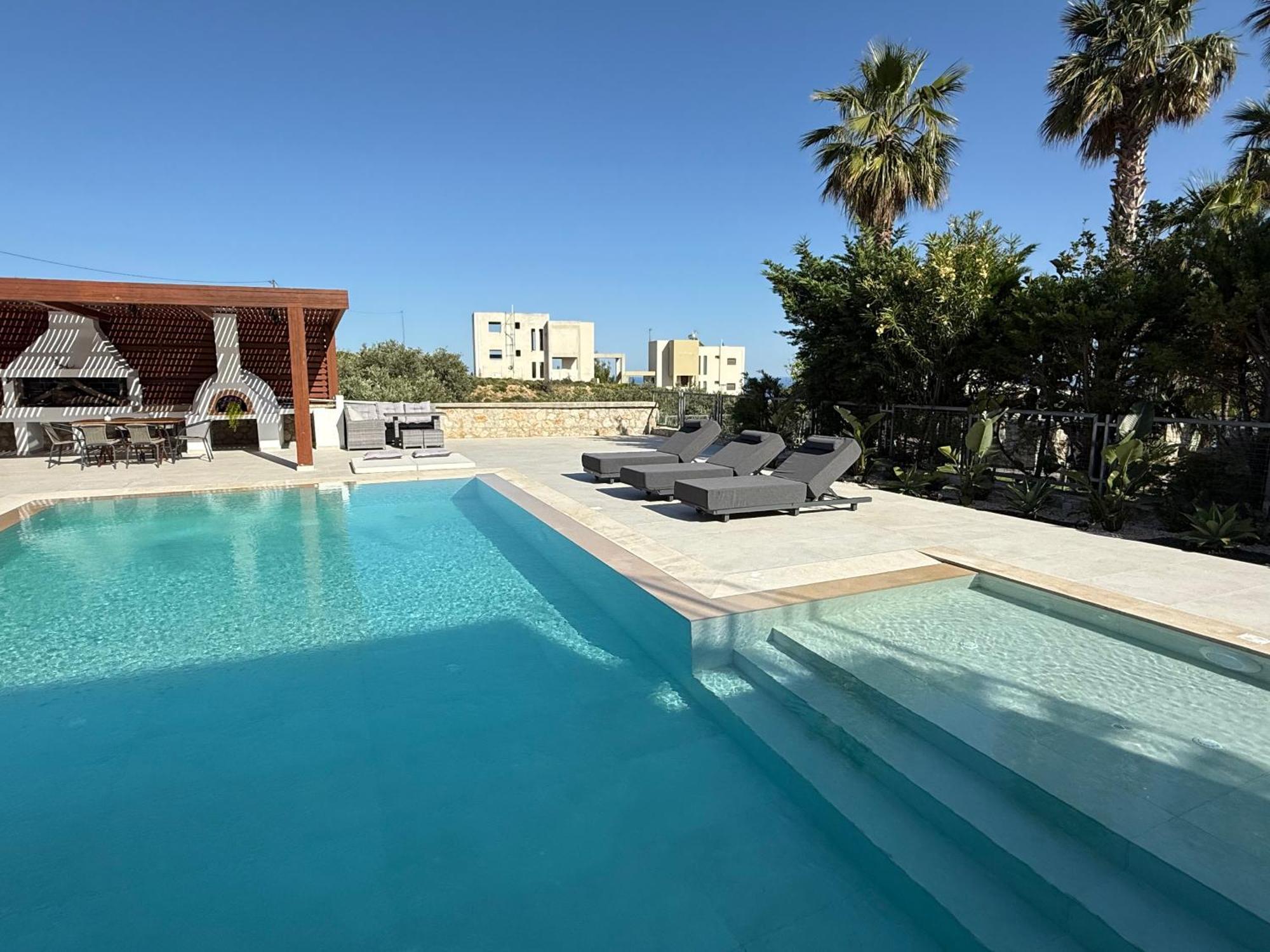 Chrysa Villa